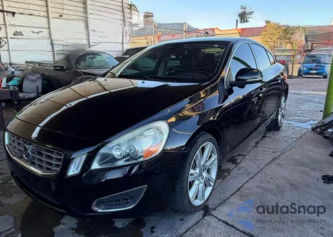 2013 Volvo S60 T5 from USA, damaged, VIN YV1612FS9D2208524